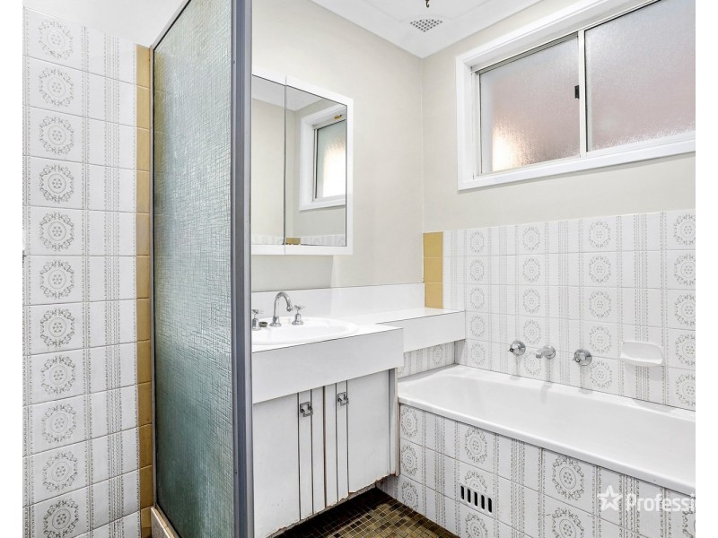 11 Pendock Road, Cranebrook NSW 2749