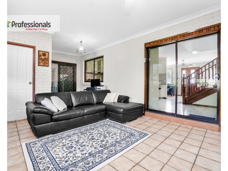 122 Weaver Street, Erskine Park NSW 2759