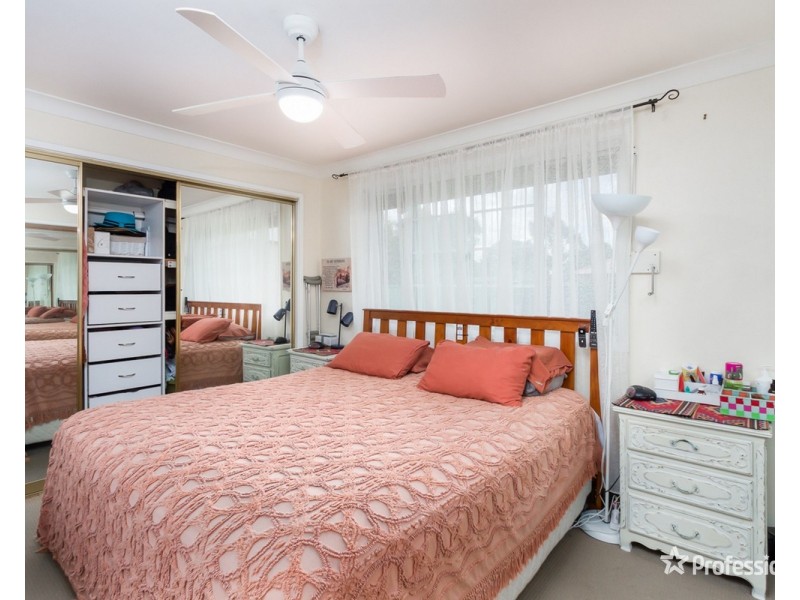 1 Maroni Place, St Clair NSW 2759