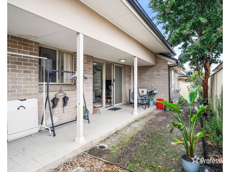 2/30 Brisbane Street, Oxley Park NSW 2760