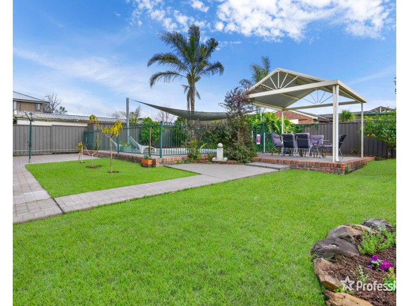 31 McCartney Crescent, St Clair NSW 2759