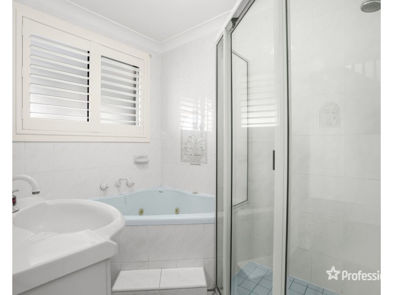 31 McCartney Crescent, St Clair NSW 2759