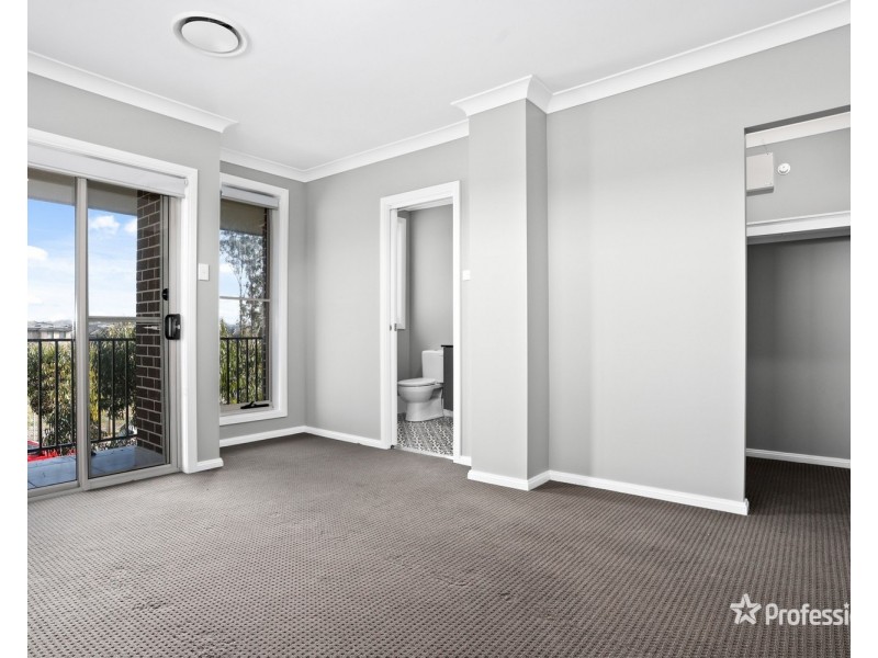 2 Major Tompkins Parade, Werrington NSW 2747