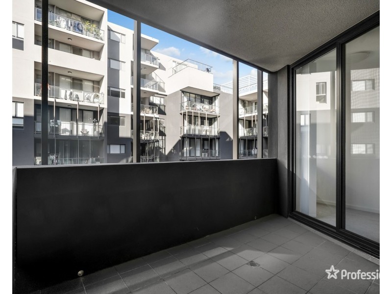 D303/48-56 Derby Street, Kingswood NSW 2747