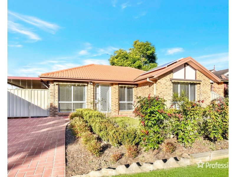 17 Toomung Circuit, Claremont Meadows NSW 2747