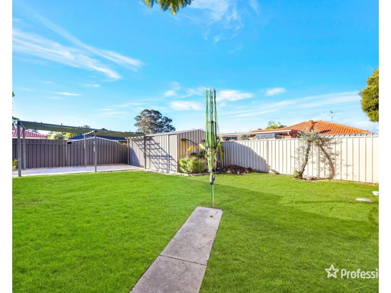 17 Toomung Circuit, Claremont Meadows NSW 2747