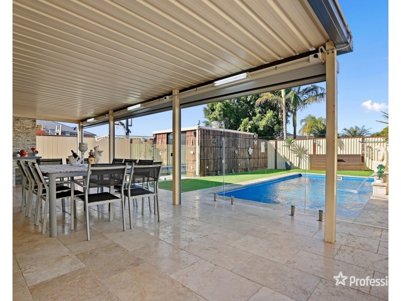 43 Explorers Way, St Clair NSW 2759