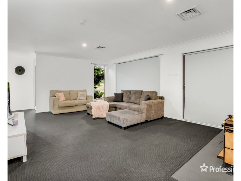 2 Lewis Street, Silverdale NSW 2752