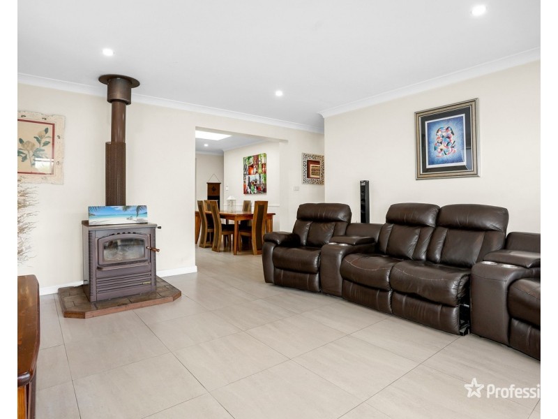14 Dilga Crescent, Erskine Park NSW 2759