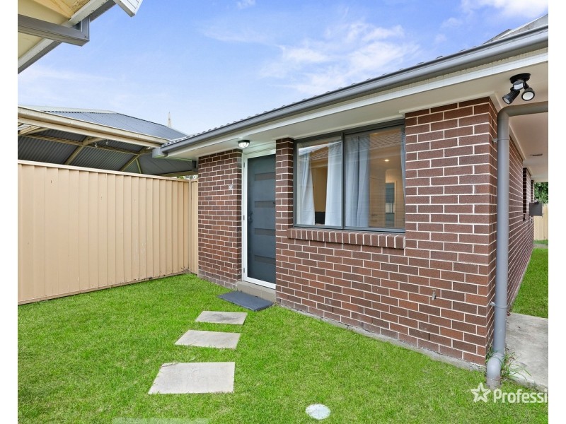 23 & 23a Weaver Street, Erskine Park NSW 2759