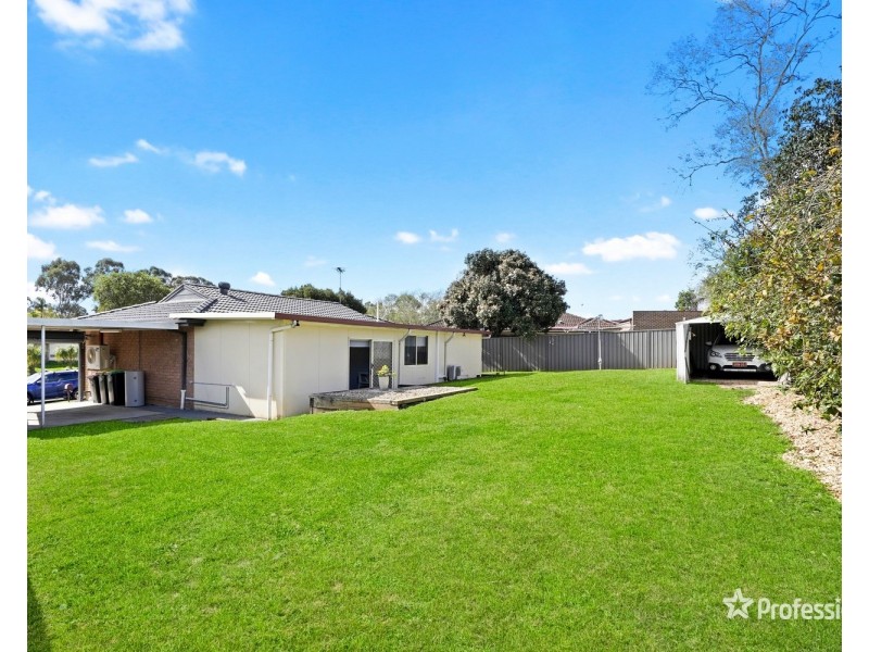 5 Merino Circuit, St Clair NSW 2759