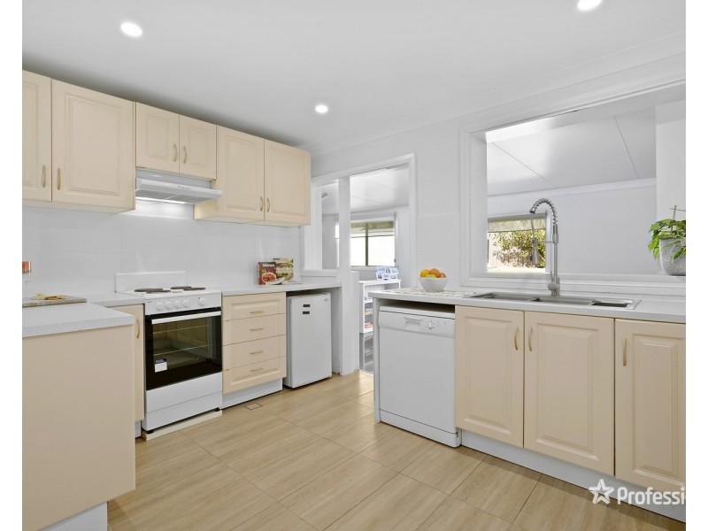 5 Merino Circuit, St Clair NSW 2759