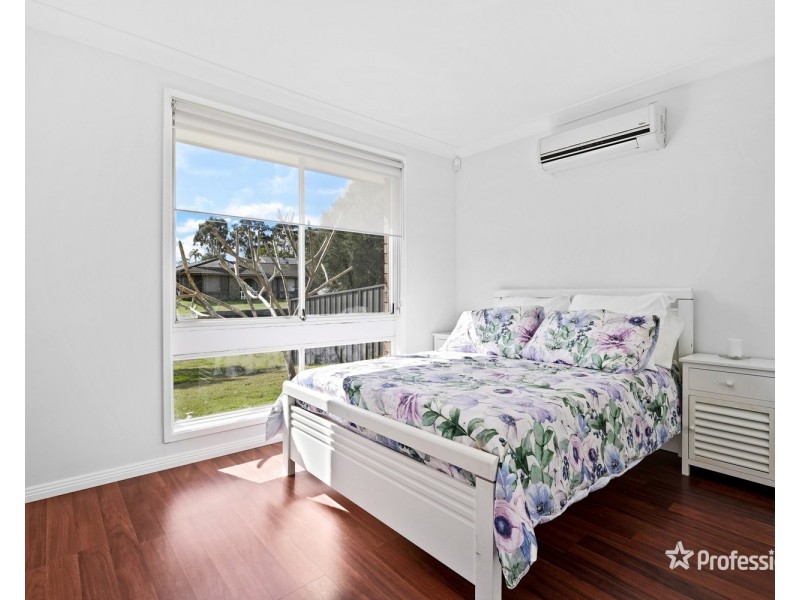 5 Merino Circuit, St Clair NSW 2759