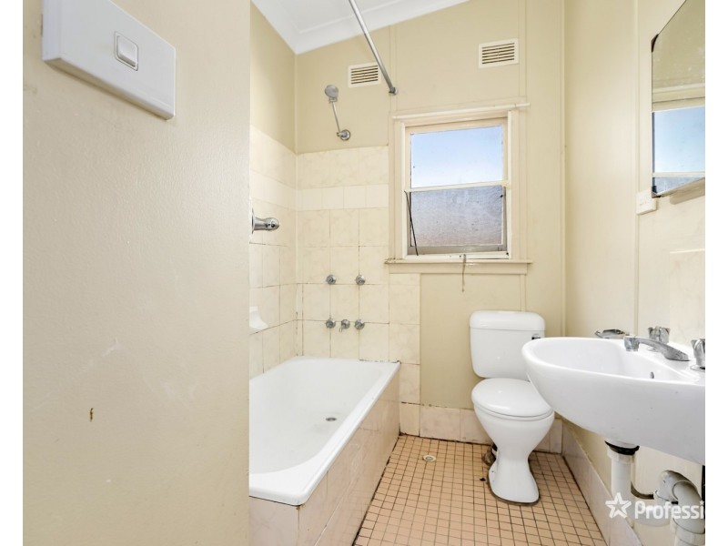 29 Waitaki Street, Lethbridge Park NSW 2770