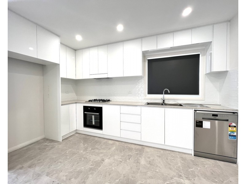 Unit 3/88 Brisbane Street, Oxley Park NSW 2760