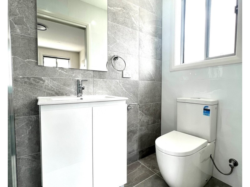 Unit 3/88 Brisbane Street, Oxley Park NSW 2760