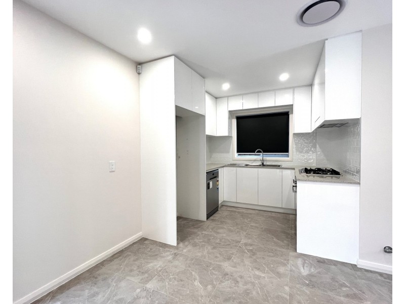 Unit 3/88 Brisbane Street, Oxley Park NSW 2760