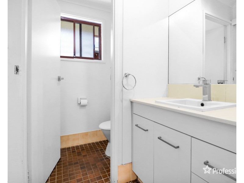 60 Coowarra Drive, St Clair NSW 2759