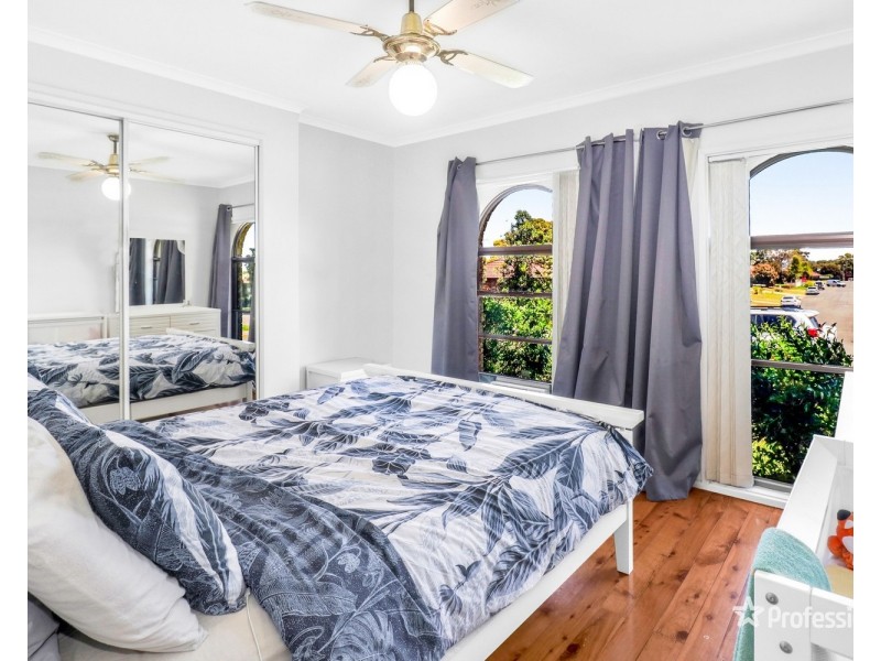 60 Coowarra Drive, St Clair NSW 2759