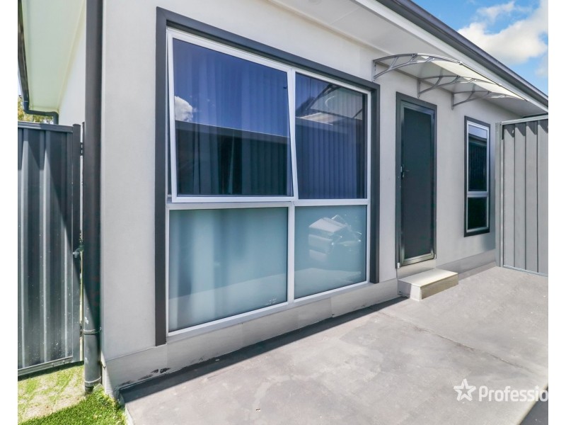 60 Coowarra Drive, St Clair NSW 2759