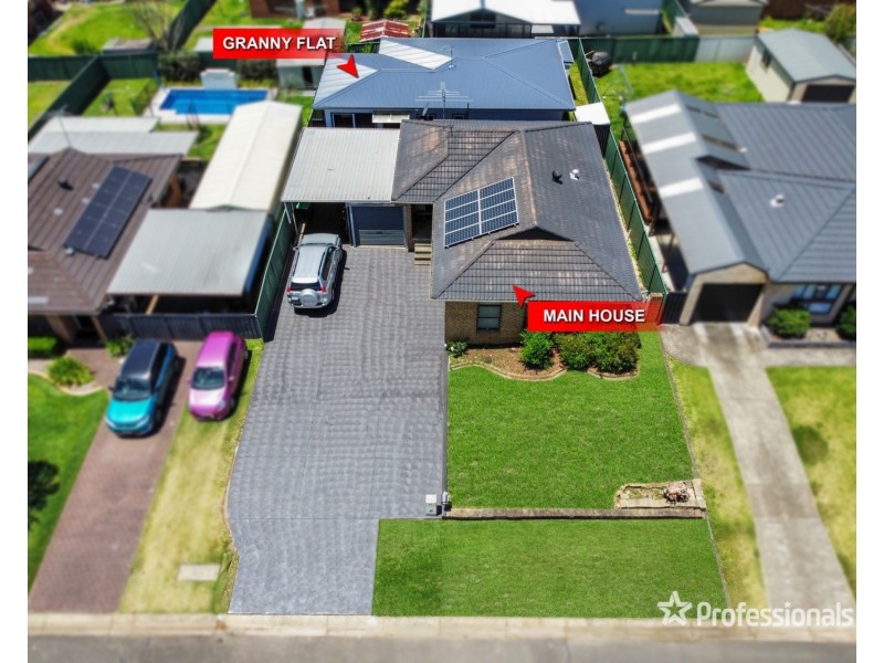 60 Coowarra Drive, St Clair NSW 2759