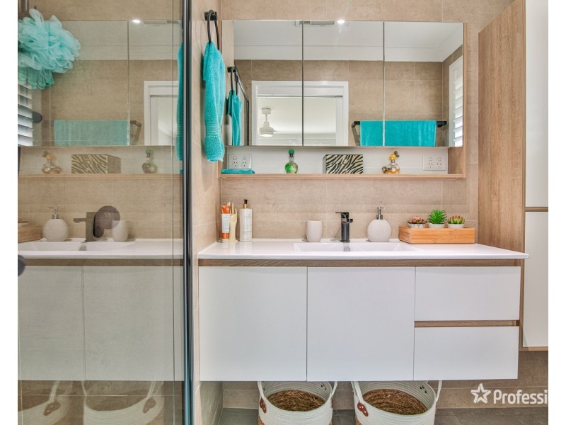 18 Dolomite Road, Cranebrook NSW 2749