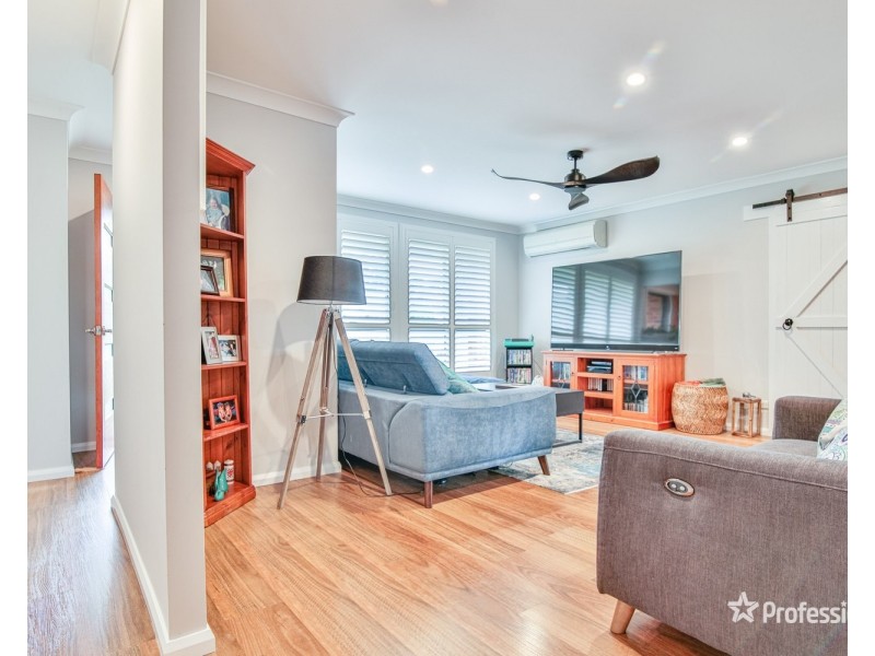 18 Dolomite Road, Cranebrook NSW 2749