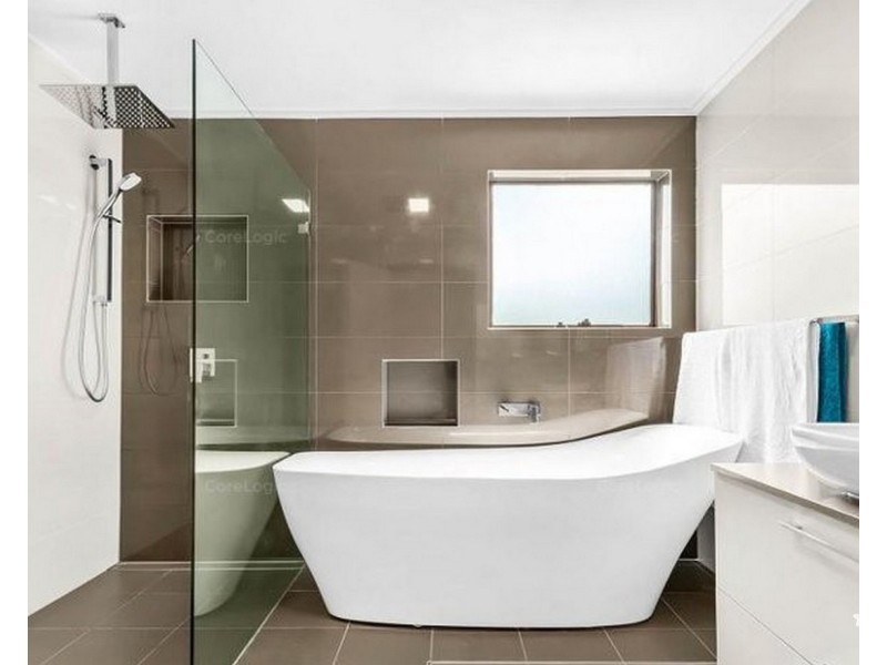 9 McLaren Grove, St Clair NSW 2759