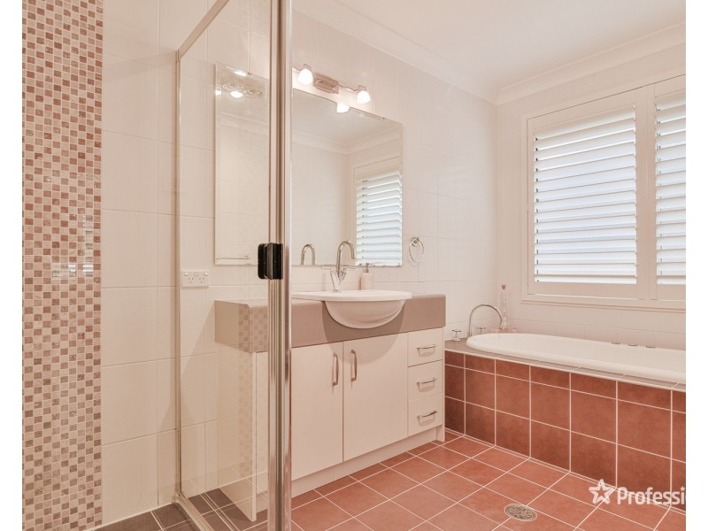 134 Ridgetop Drive, Glenmore Park NSW 2745