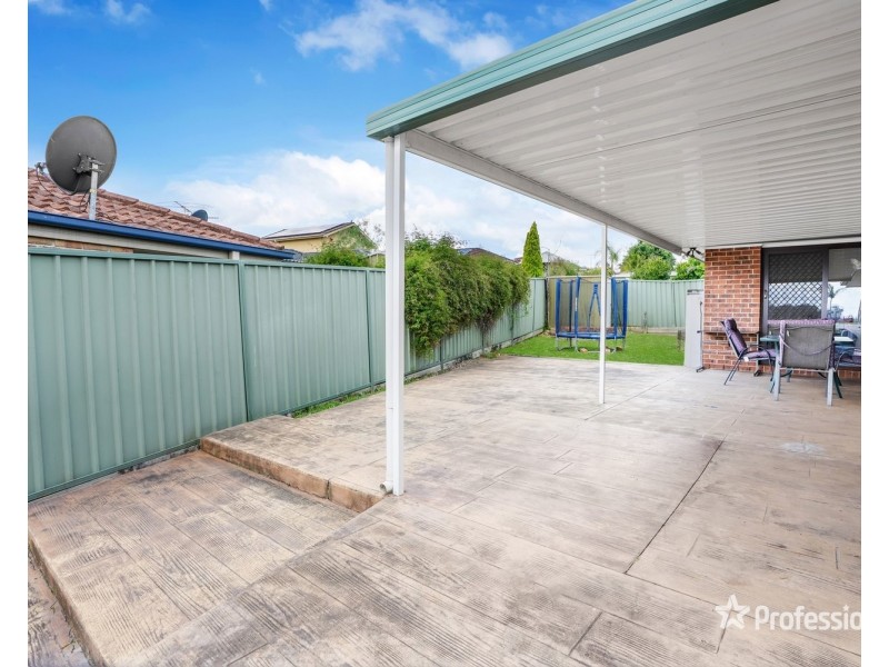 1 Boeing Place, St Clair NSW 2759