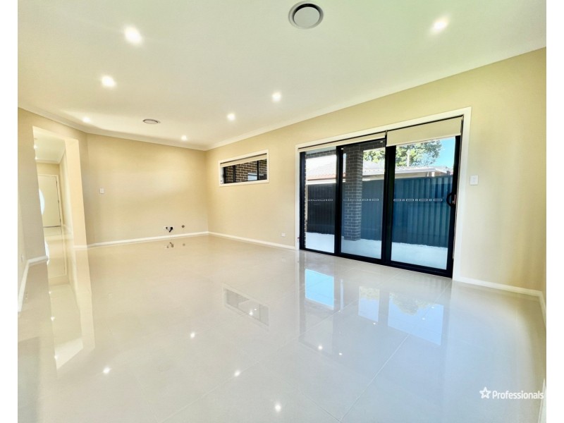 89 Marsden Road, St Marys NSW 2760