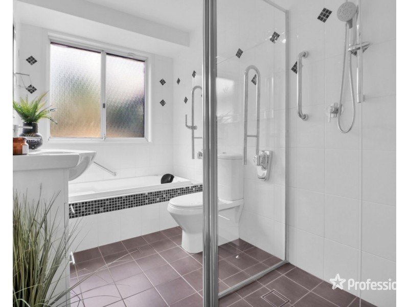 4 Ivan Street, Minchinbury NSW 2770