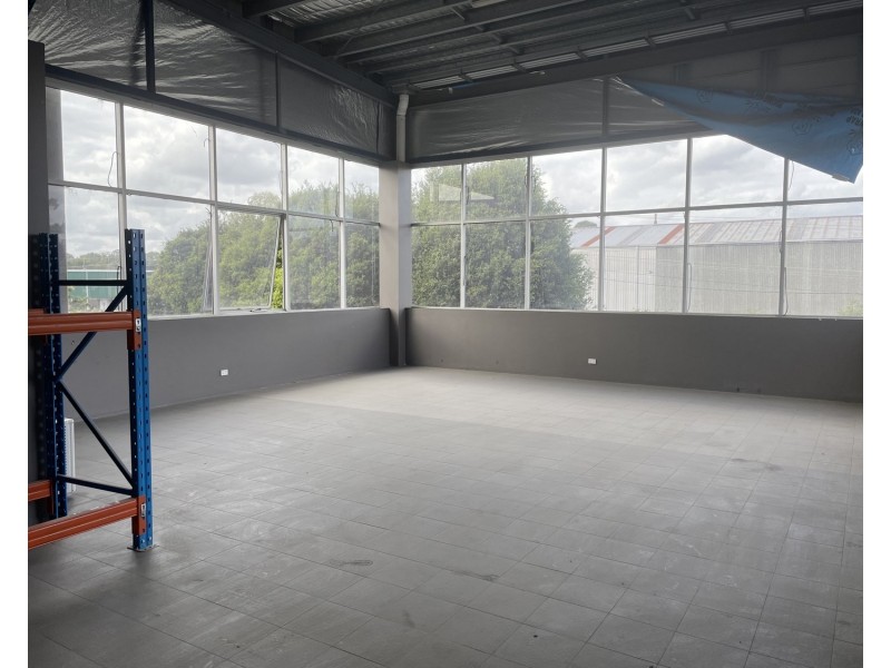 1&2/5 Charles Street, St Marys NSW 2760