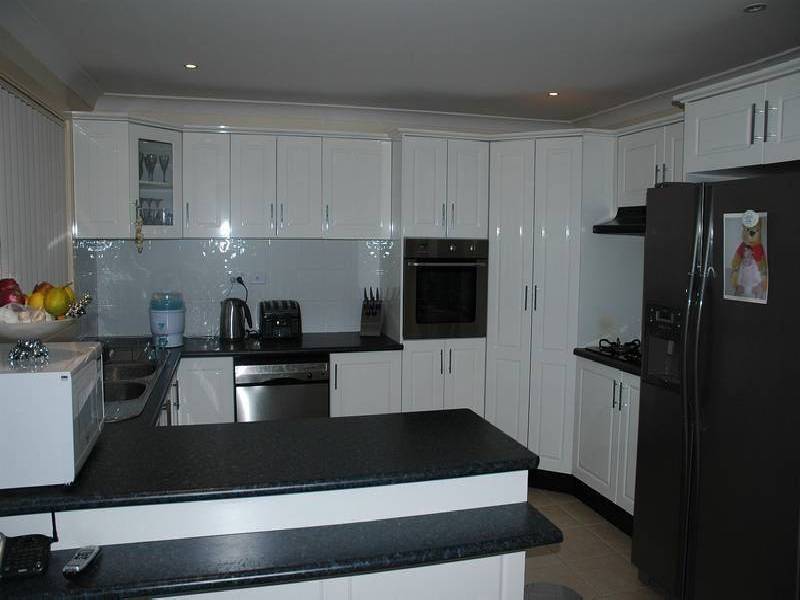 4 Lamerton Street, Oakhurst NSW 2761