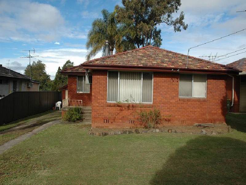 24 Milton Street, Colyton NSW 2760