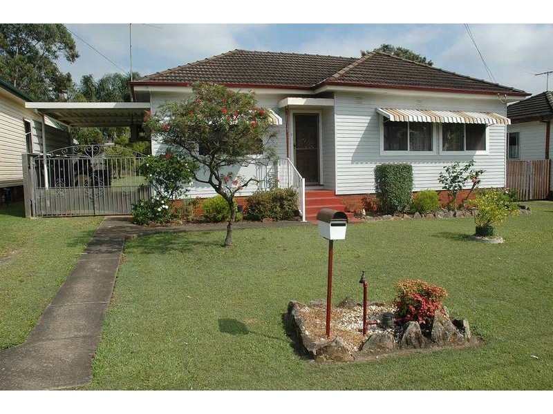 37 Parkin Road, Colyton NSW 2760