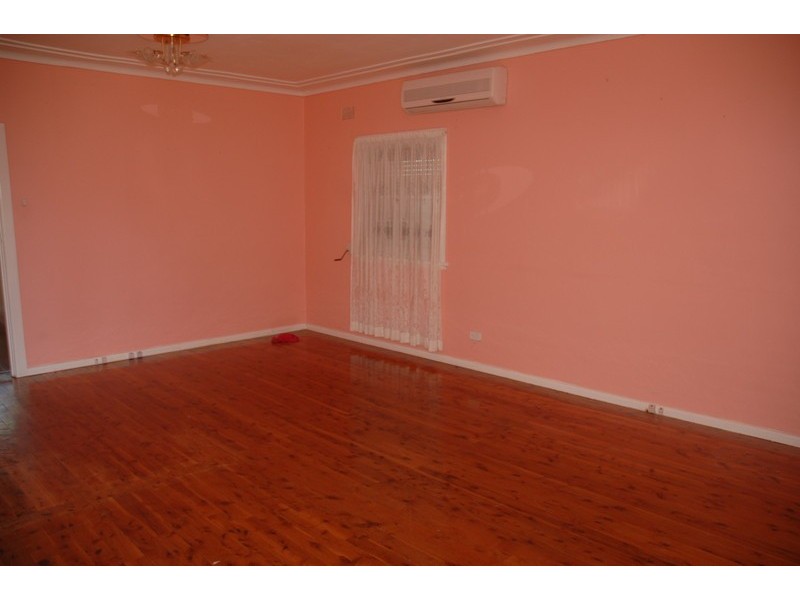 30 Moira Crescent, St Marys NSW 2760