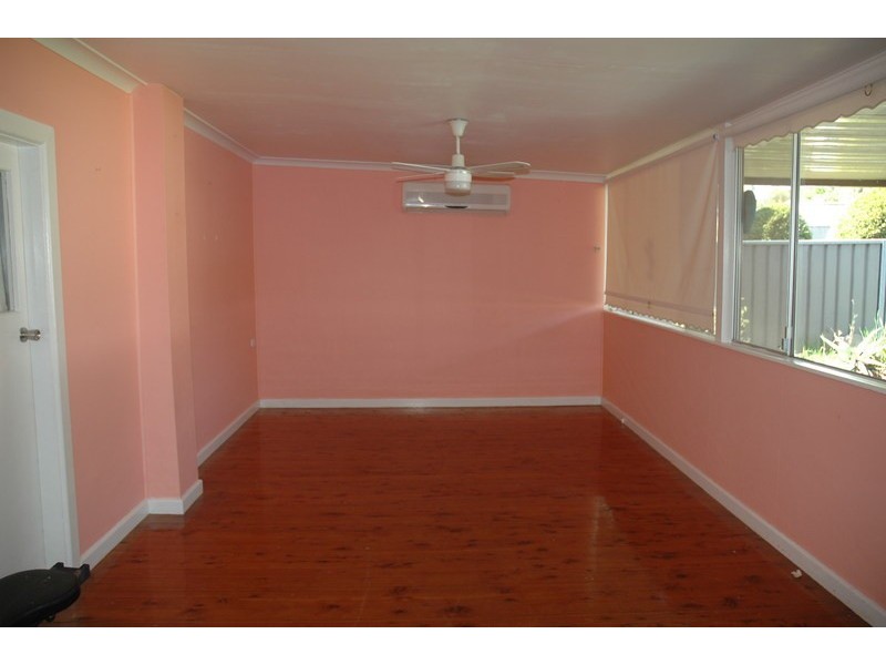 30 Moira Crescent, St Marys NSW 2760