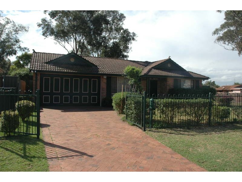 19 Merevale Place, Oakhurst NSW 2761