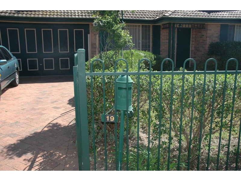 19 Merevale Place, Oakhurst NSW 2761