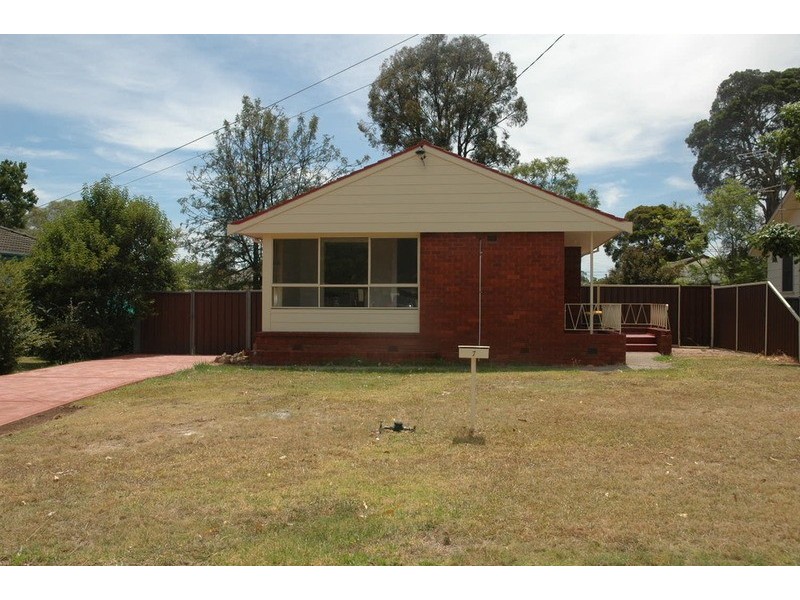 7 Manila Road, Lethbridge Park NSW 2770