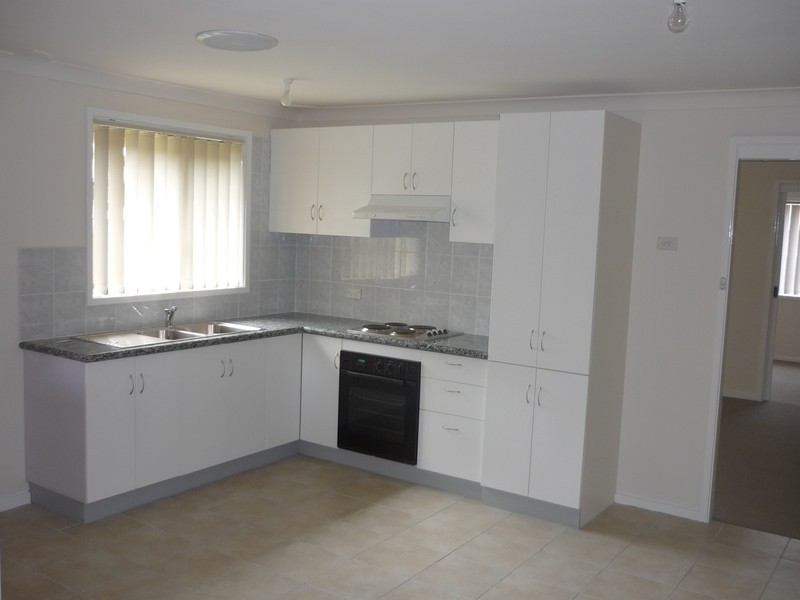 10 Kent Place, Colyton NSW 2760