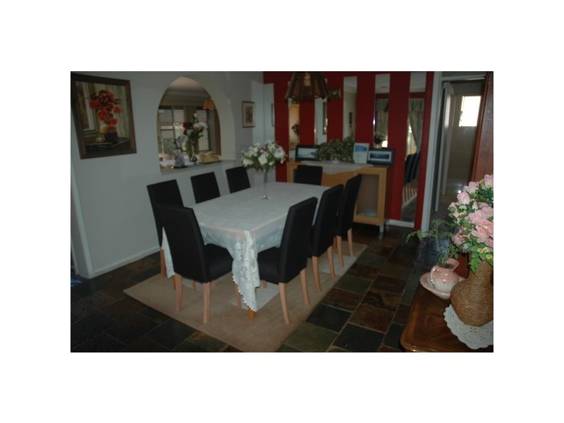 26 Canberra Street, Oxley Park NSW 2760