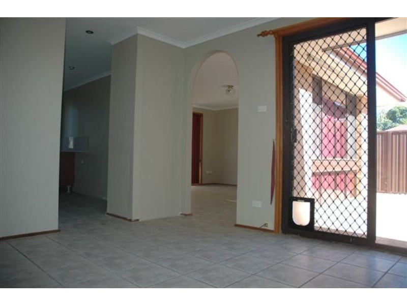 1/39 Brisbane Street, Oxley Park NSW 2760