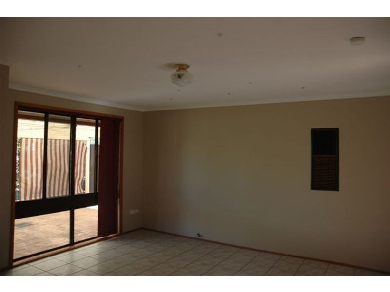 1/39 Brisbane Street, Oxley Park NSW 2760