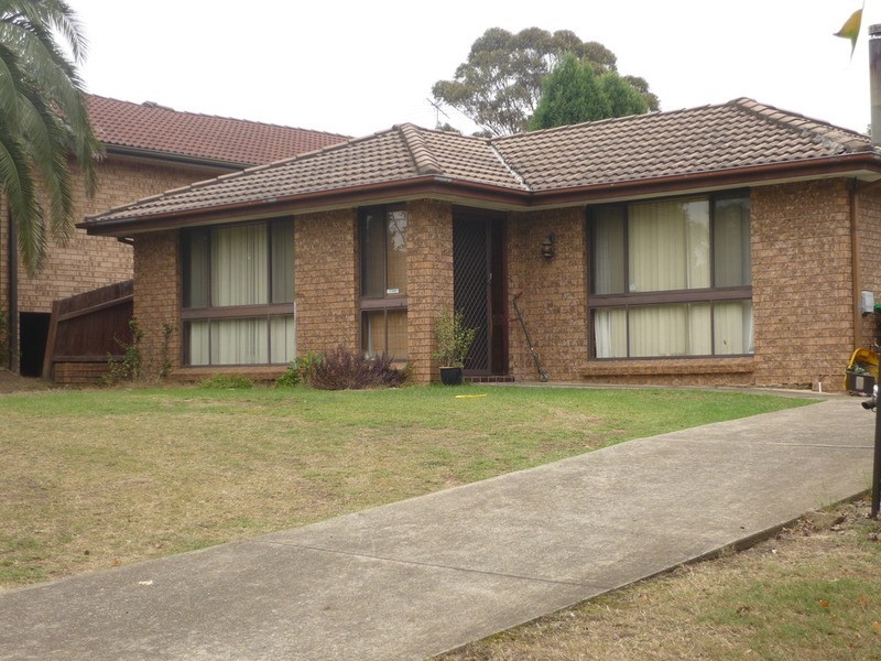 3 Tuggerah Close, St Clair NSW 2759