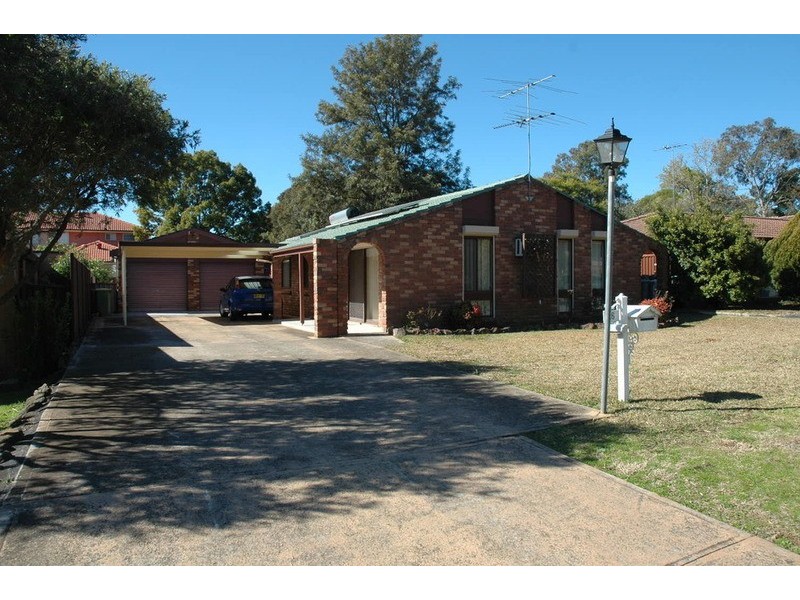 26 McCartney Crescent, St Clair NSW 2759