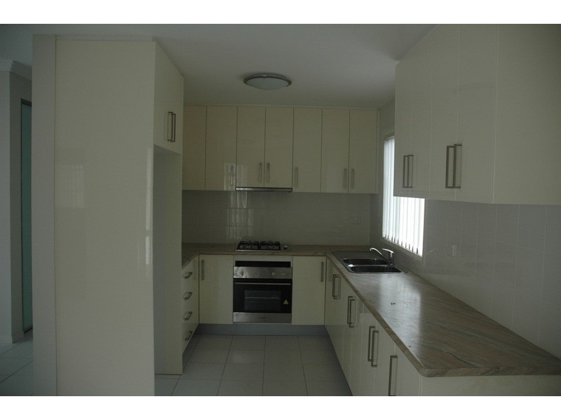 2/50 Sydney Street, St Marys NSW 2760