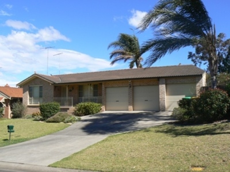 8 Nepean Street, Cranebrook NSW 2749