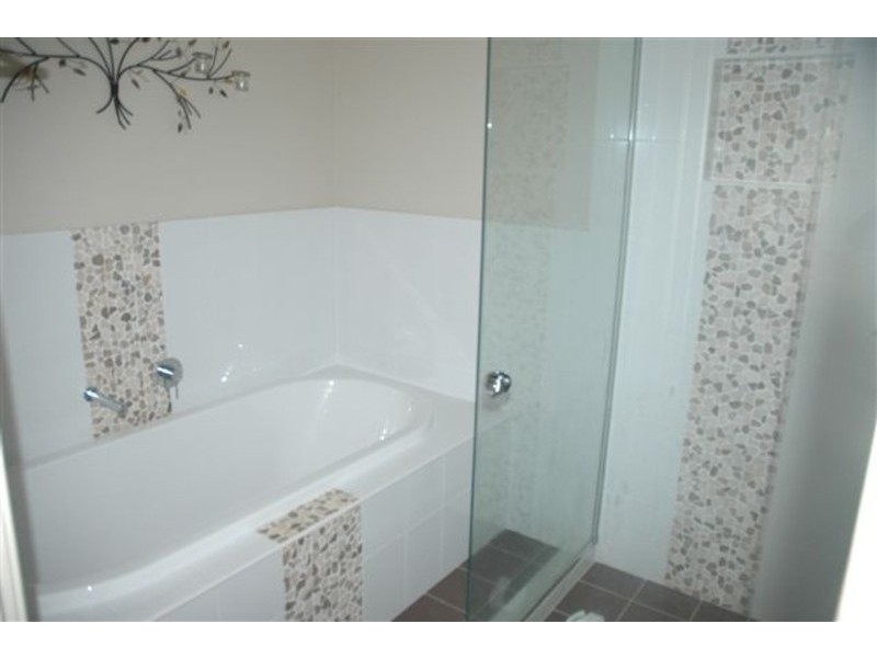 12  Woolls Crescent, Ropes Crossing NSW 2760